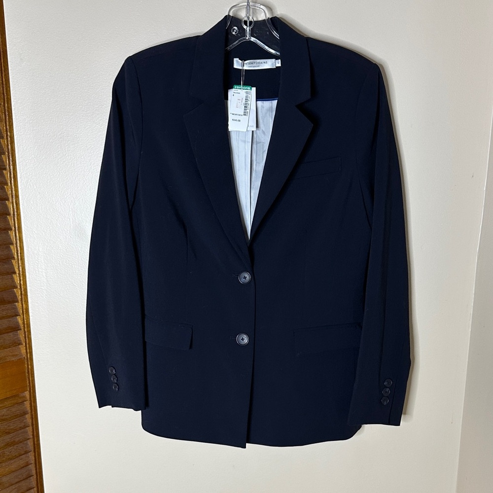 Simmons Women's navy blue Blazer